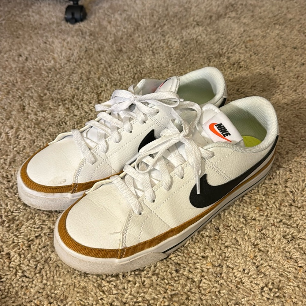 Women Nike Sneakers